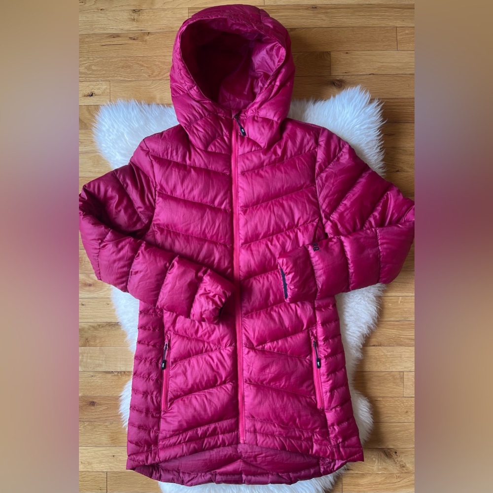CIRQ Goose Down Pink Puffer Jacket with Hood